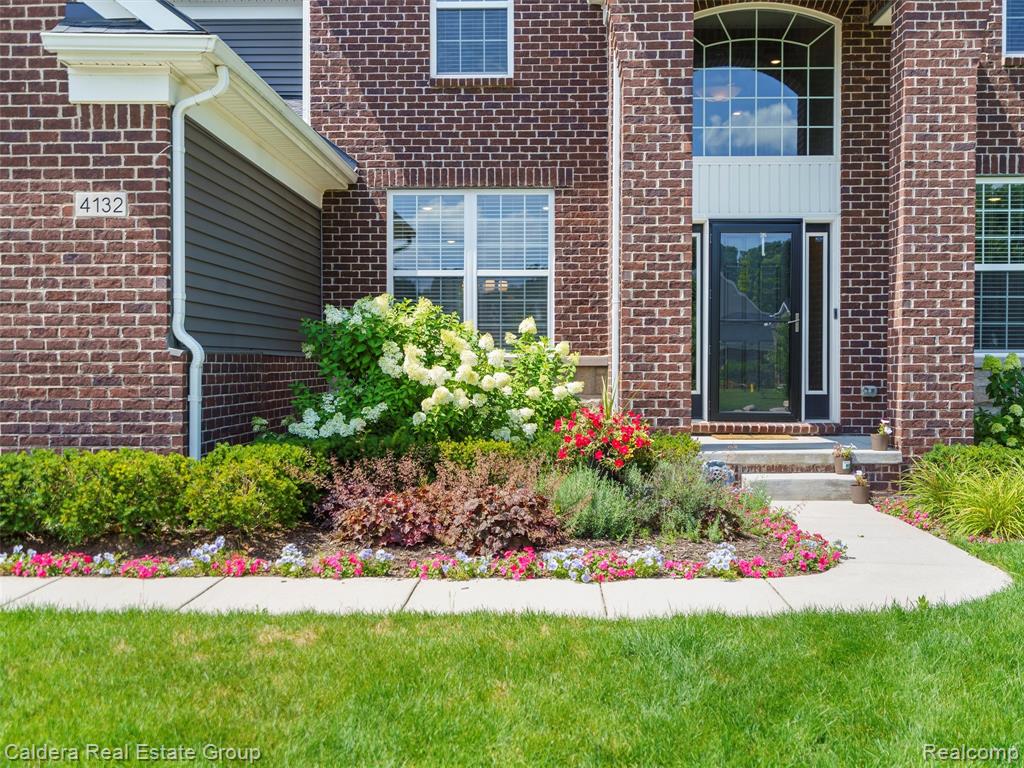4132 Walcott Drive, Lake Orion, MI — Photo 60