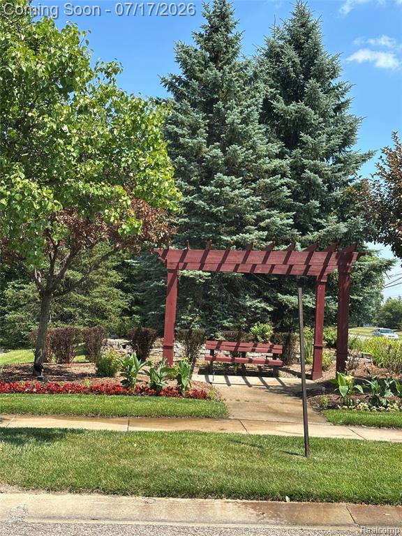 5210 Addington Drive, Commerce Twp, MI 48390 — Photo 25