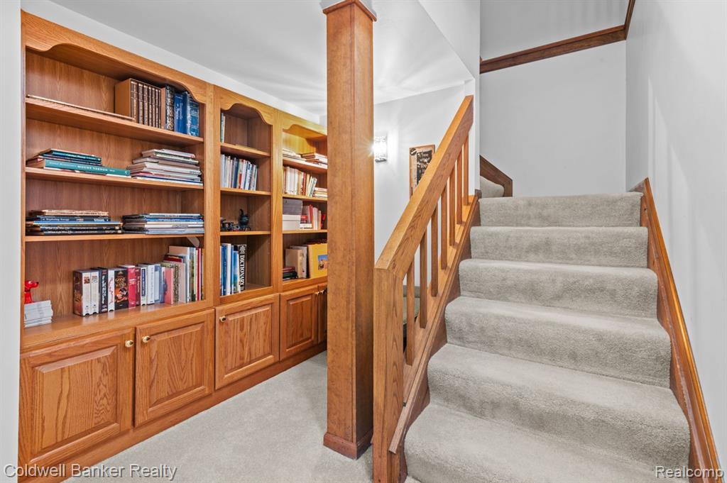 42012 PON MEADOW Drive, Northville, MI 48168 — Photo 24