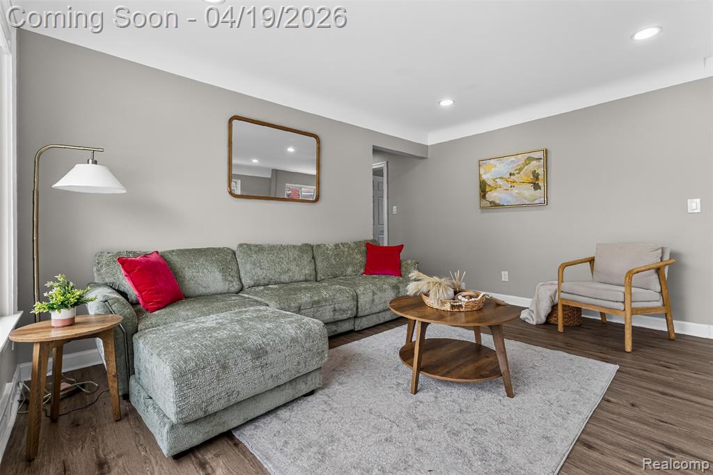 9075 W Parkway Street, Detroit, MI 48239 — Photo 9