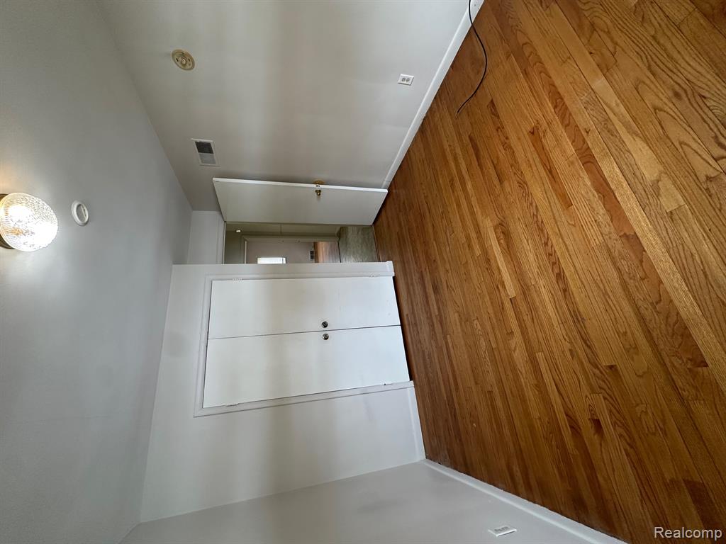 14621 Rosemary Boulevard, Oak Park, MI 48237 — Photo 17