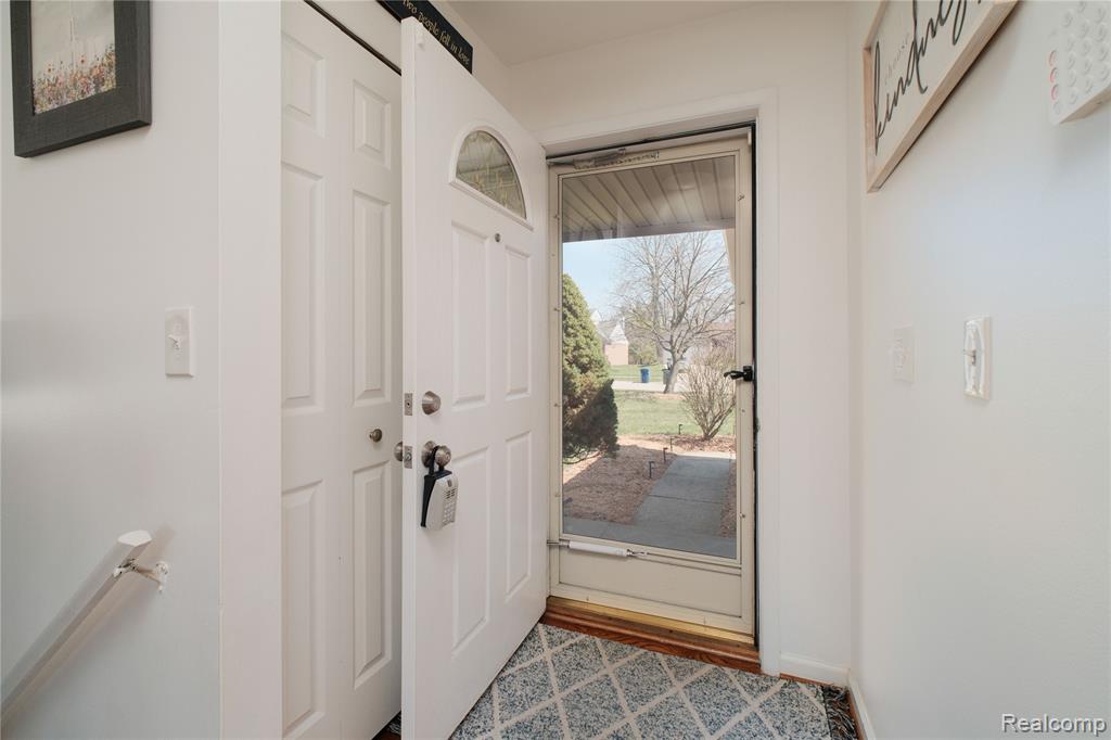 652 Stonehenge Drive, Canton, MI 48188 — Photo 3