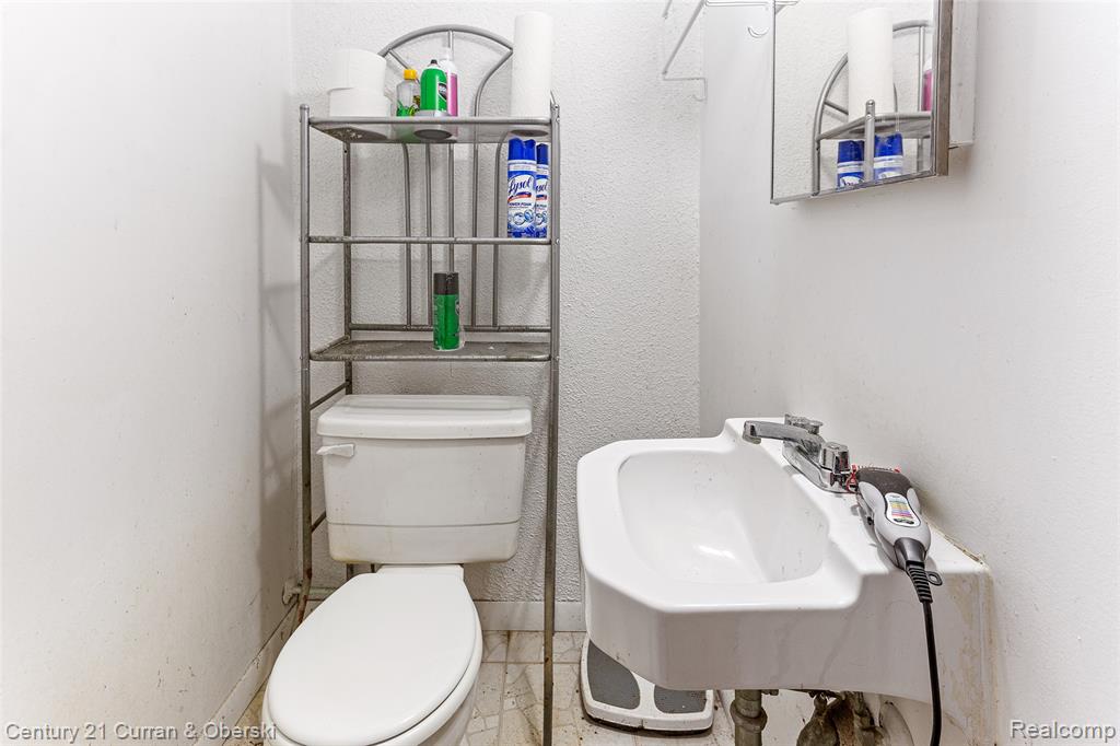 880 Virginia Street, Plymouth, MI 48170 — Photo 22