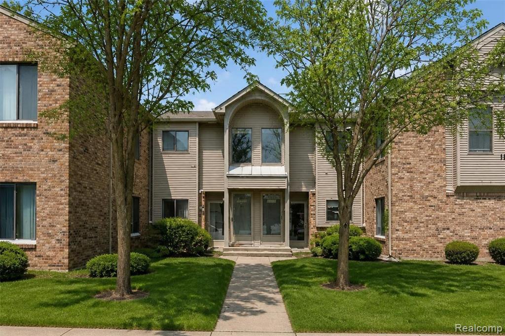 42739 Lilley Pointe Drive, 119, Canton, MI 48187 — Photo 18
