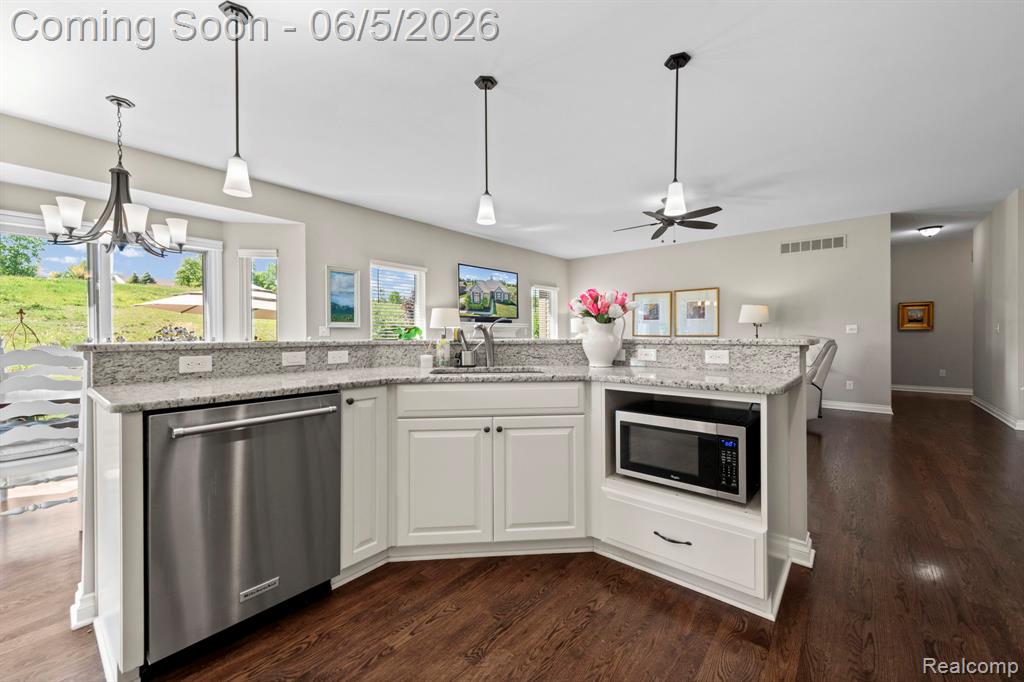 672 Brooks Lane, Oxford, MI 48371 — Photo 28