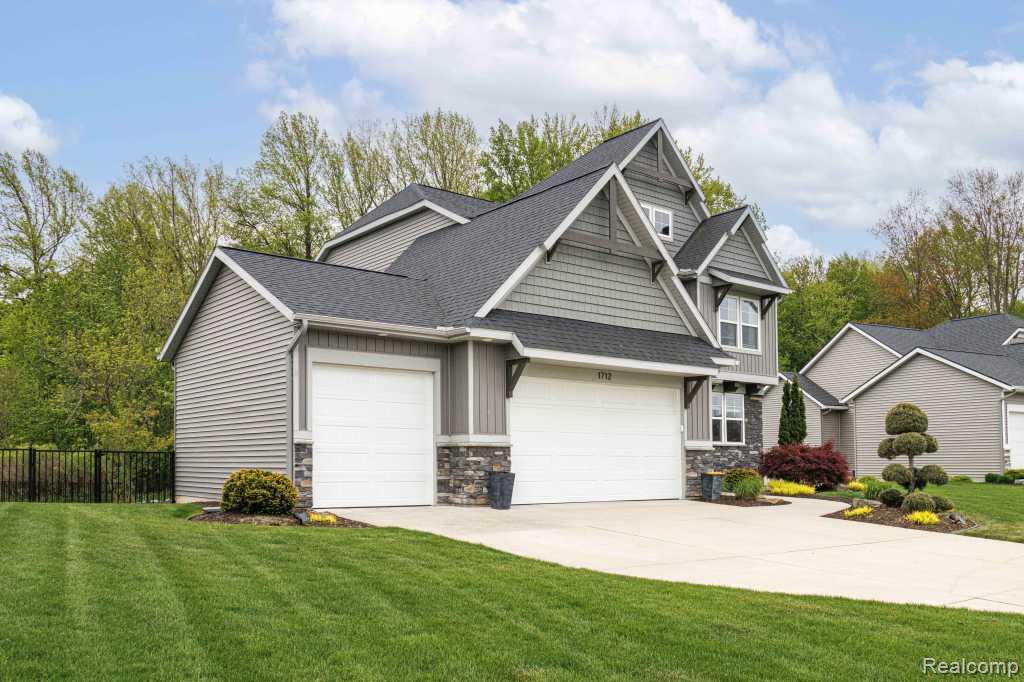 1712 Autumn Valley Drive SW, Byron Center, MI 49315 — Photo 4