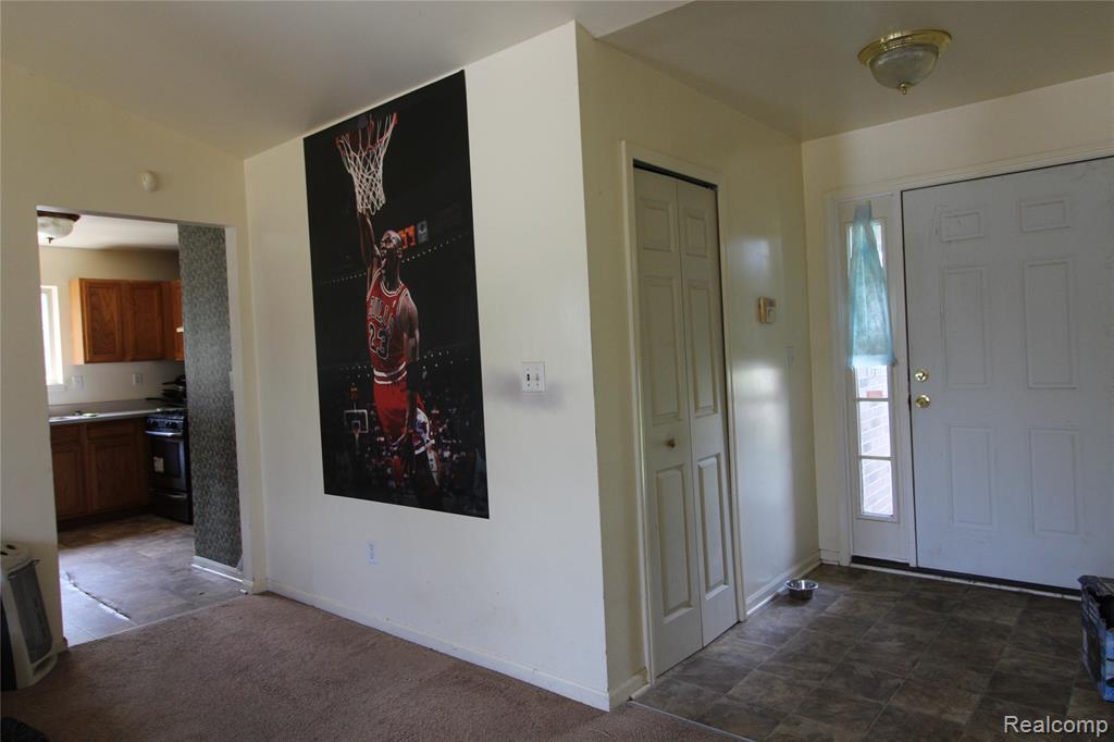 4315 Isabelle Street, Inkster, MI 48141 — Photo 4