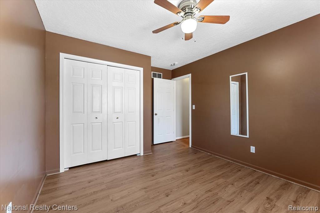 5235 Barbara Avenue, Trenton, MI 48183 — Photo 16