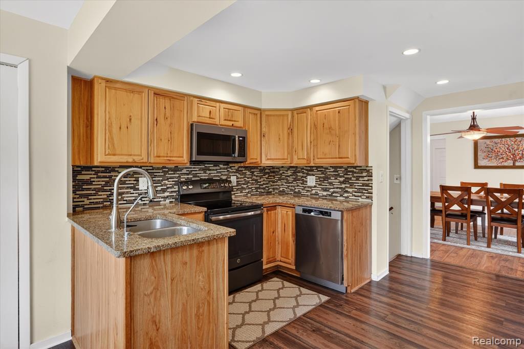 175 Templar Avenue, Pinckney, MI 48169 — Photo 22