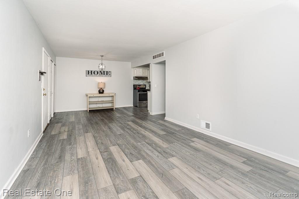 54795 Shelby Road, 87, Utica, MI 48316 — Photo 5