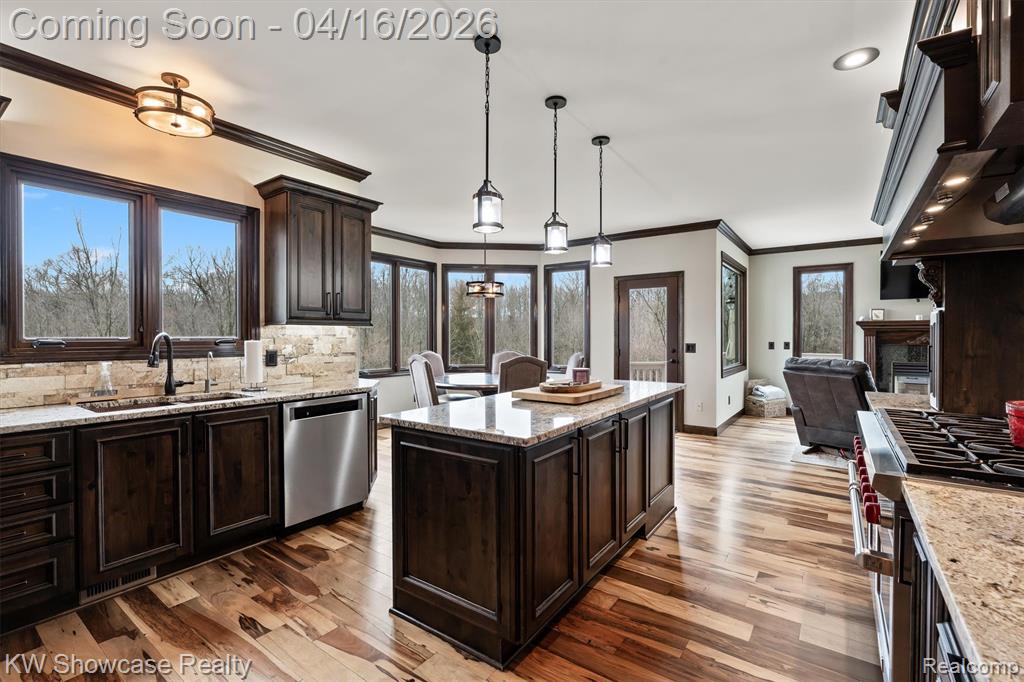 8315 E Allen Road, Fenton, MI 48430 — Photo 16