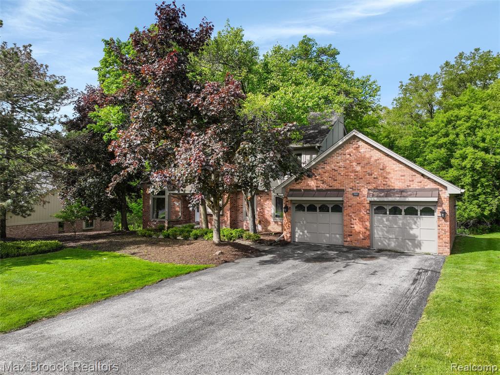 5844 INDEPENDENCE Lane, West Bloomfield, MI — Photo 5
