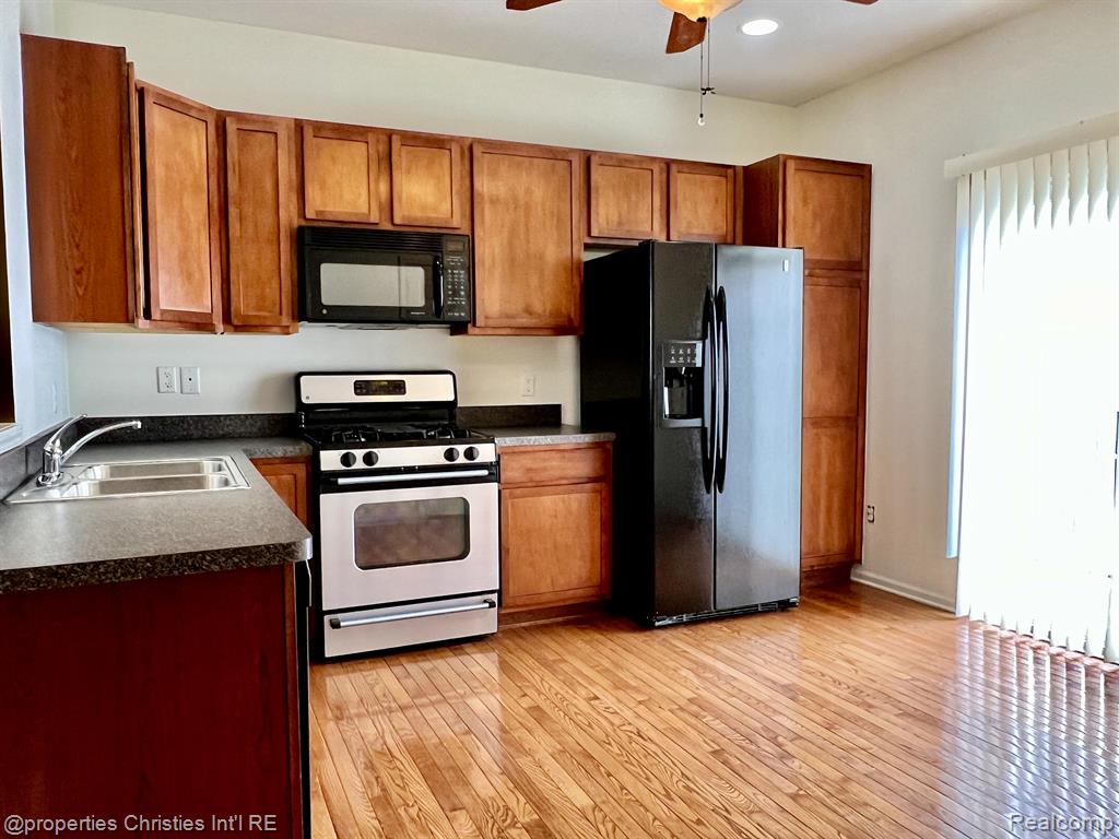 44744 GWINNETT Loop, Novi, MI — Photo 4