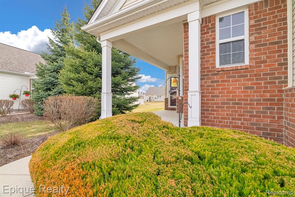 9415 Sand Hill Drive, Grand Blanc, MI 48439 — Photo 5