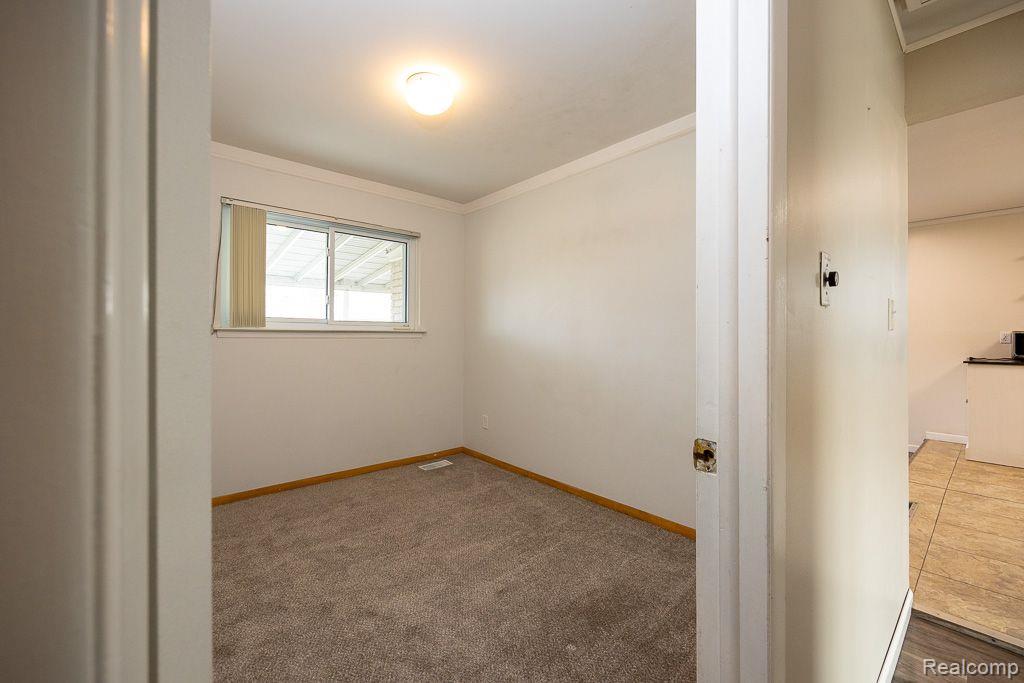 40137 WALTER Drive, Sterling Heights, MI 48310 — Photo 29