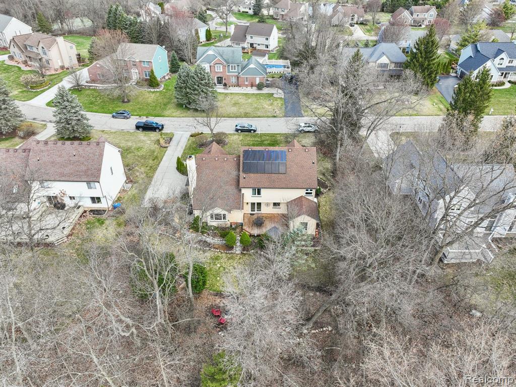 6847 HUBBARD Circle, Clarkston, MI 48348 — Photo 54