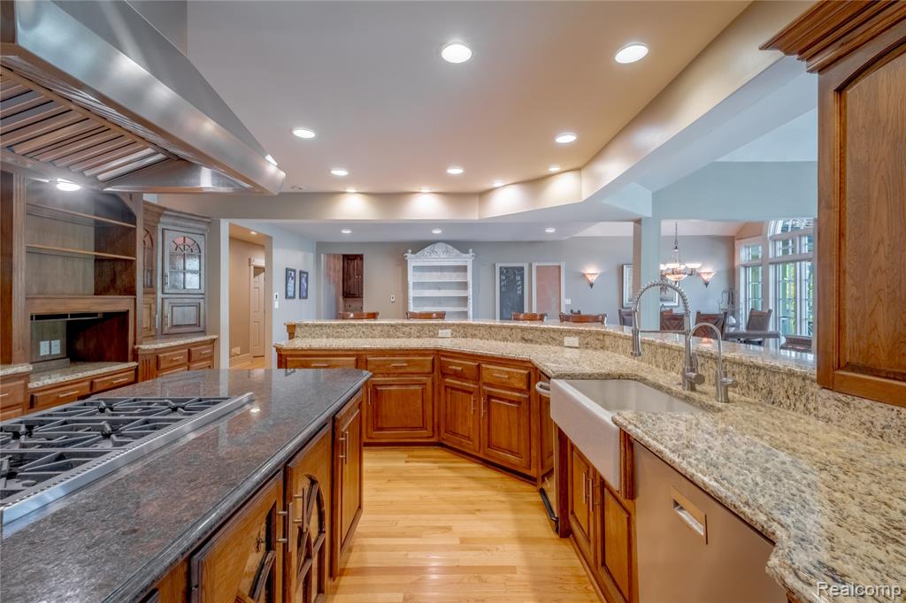 6279 CANTER CREEK Court, Grand Blanc, MI 48439 — Photo 13