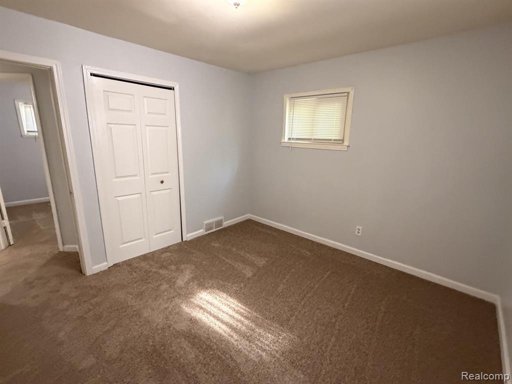 415 Martin Luther King Jr Boulevard N, Pontiac, MI 48342 — Photo 13