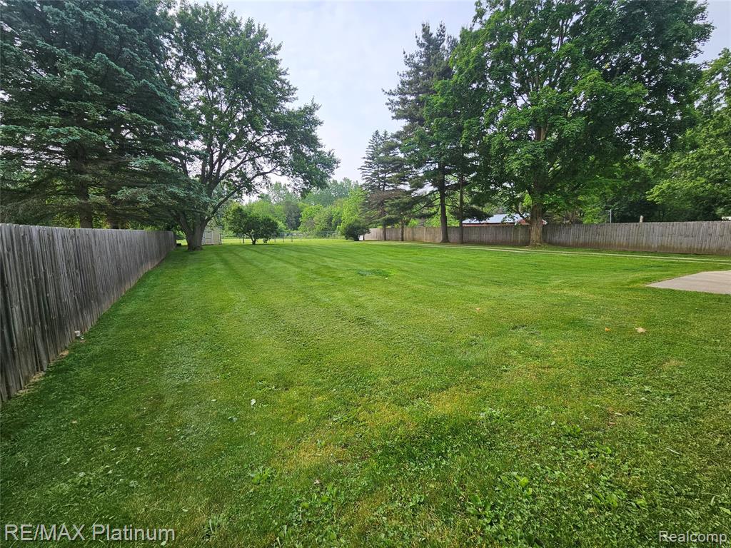 7257 Miller Road, Swartz Creek, MI 48473 — Photo 5