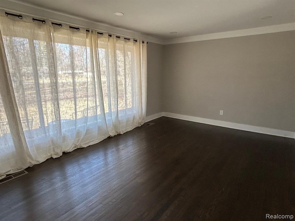 50110 CEDARGROVE Road, Shelby Twp, MI 48317 — Photo 3
