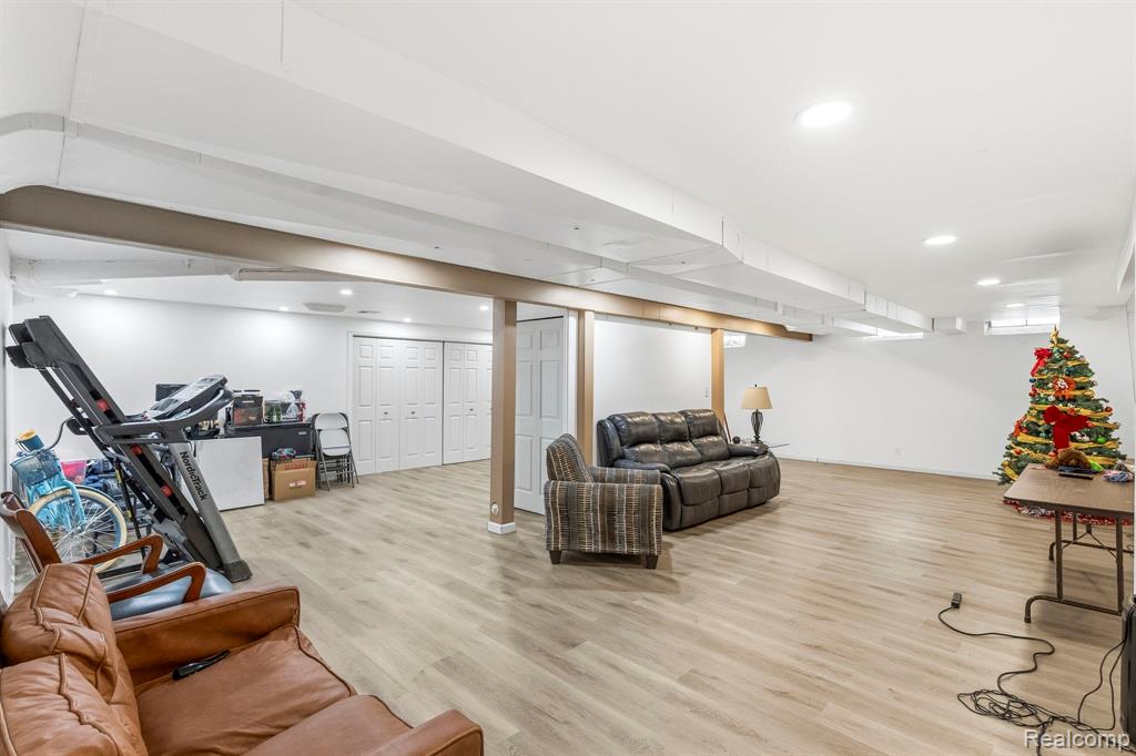 53428 Gregory Drive, Macomb, MI 48042 — Photo 28