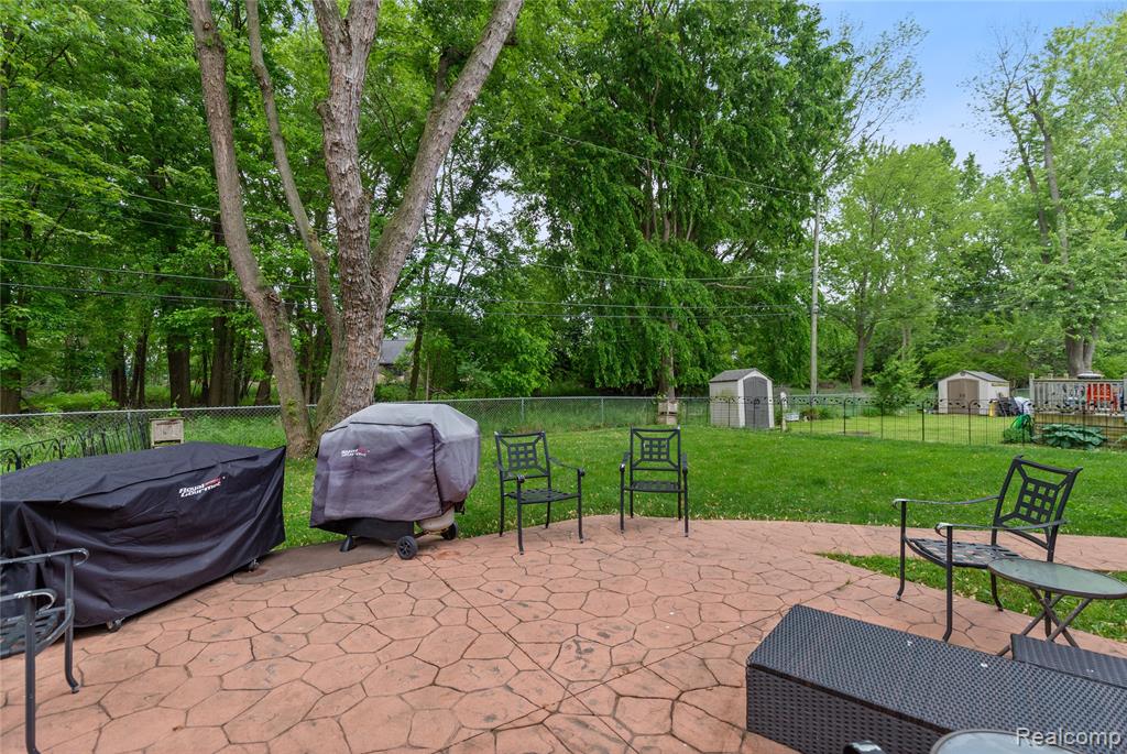 39650 Macomber Street, Harrison Township, MI — Photo 36