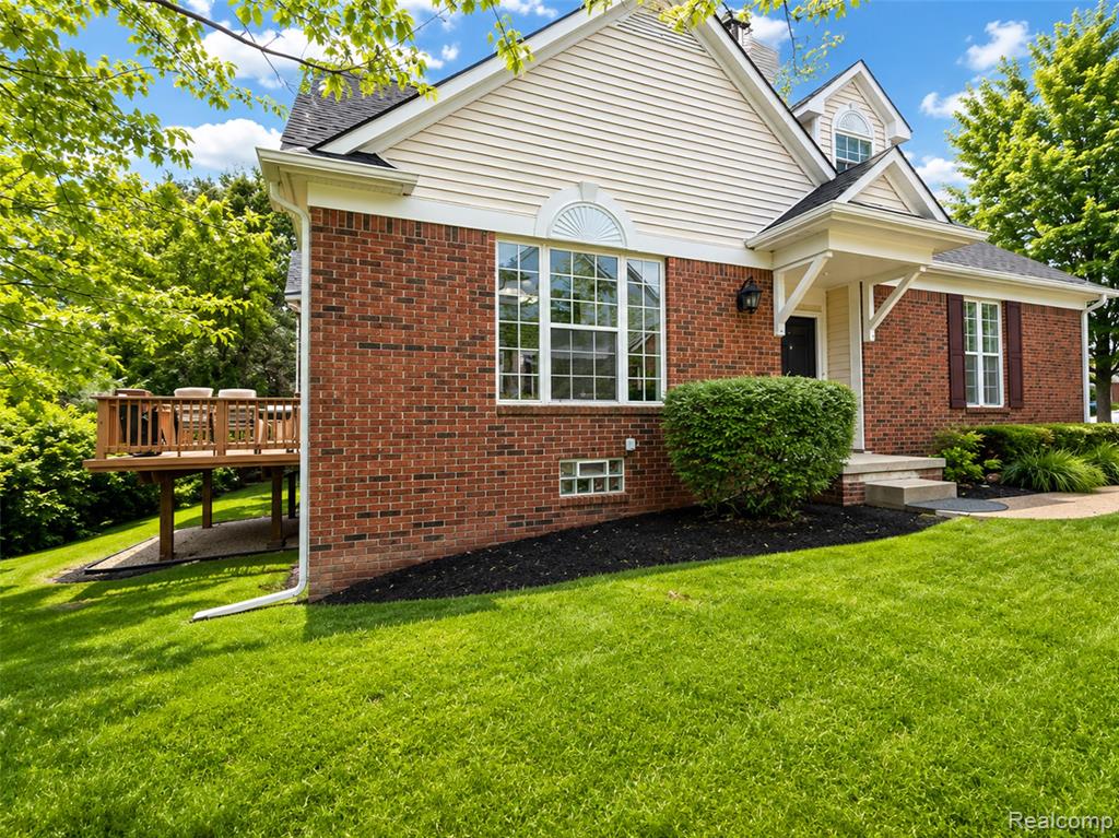 41544 Oconnor Lane, Novi, MI 48377 — Photo 34