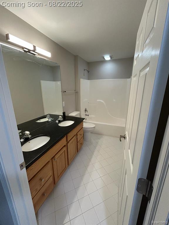 49576 Dunhill Drive, Macomb, MI 48044 — Photo 54