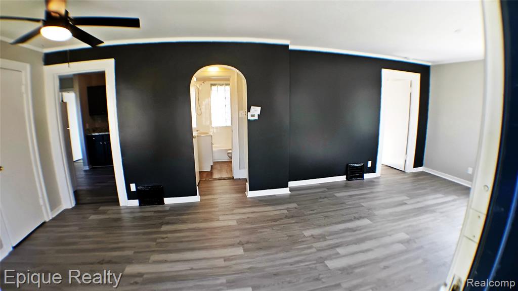 949 Boston Unit A Avenue, Waterford, MI 48328 — Photo 5