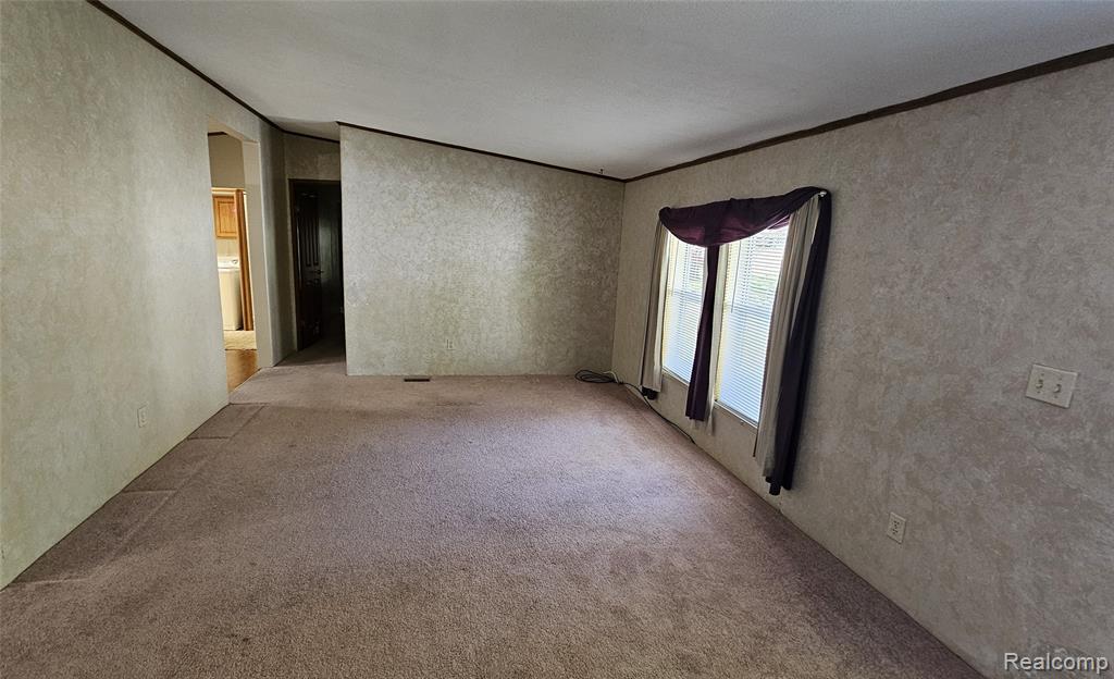 655 Park View, Clio, MI 48420 — Photo 9