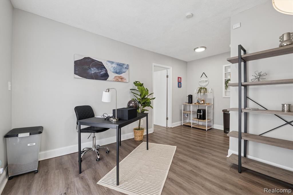 1004 E Otis Avenue, Hazel Park, MI 48030 — Photo 20