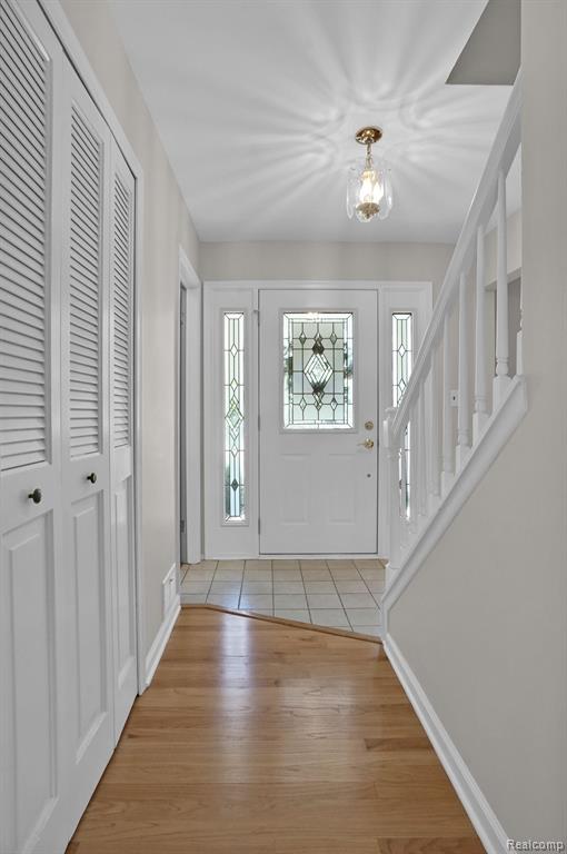 430 CHESTER Court, South Lyon, MI 48178 — Photo 13