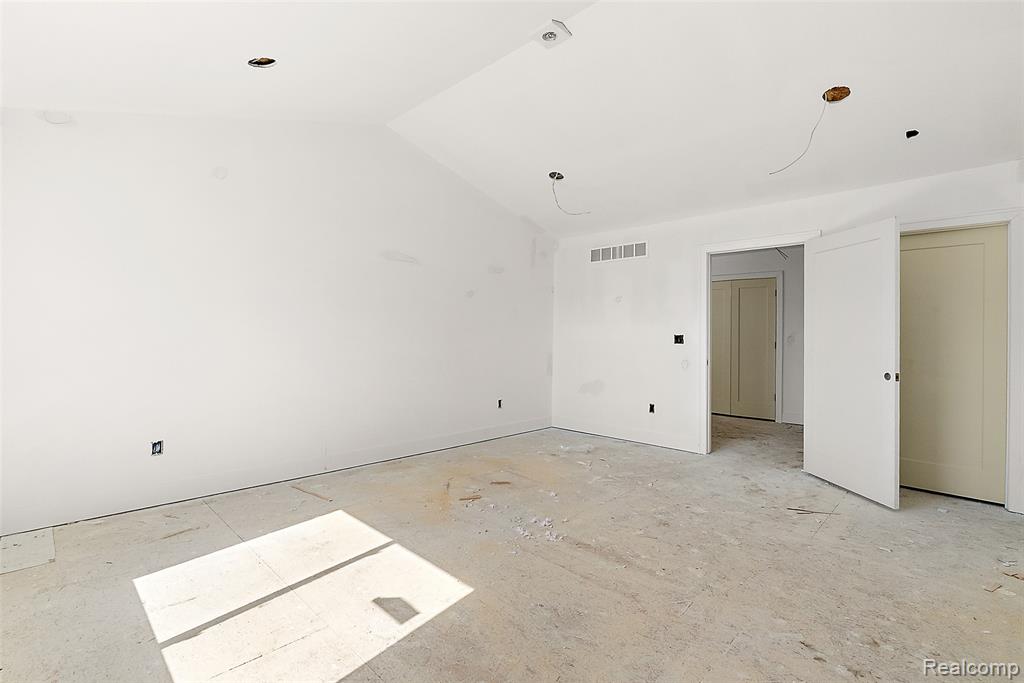 60637 Schoenherr Road Road, Washington, MI — Photo 18