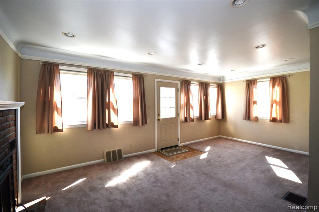 4082 ROYAL Avenue, Berkley, MI 48072 — Photo 7