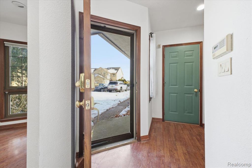 3338 Breckland Court, Ann Arbor, MI 48108 — Photo 10