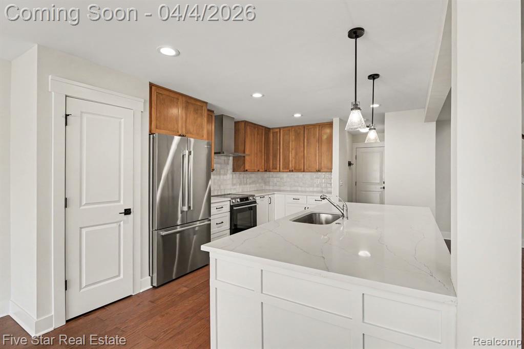 7842 Trailside Court, West Bloomfield, MI 48323 — Photo 13