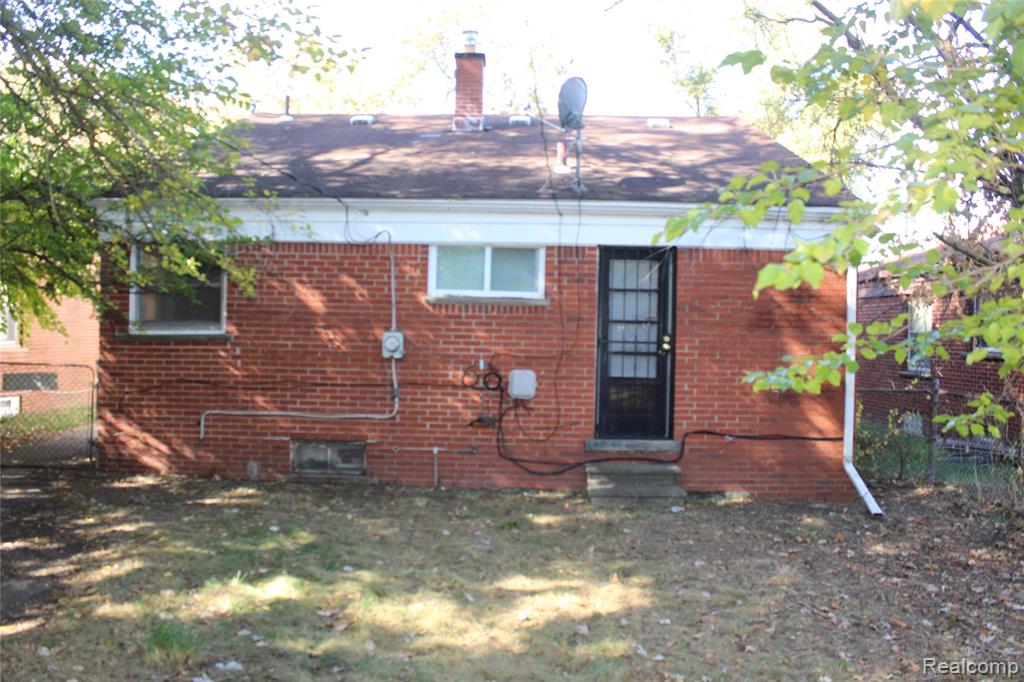 20310 Annchester Road, Detroit, MI 48219 — Photo 15