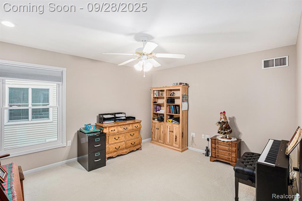 6138 Natures Cove, Grand Blanc, MI 48439 — Photo 17