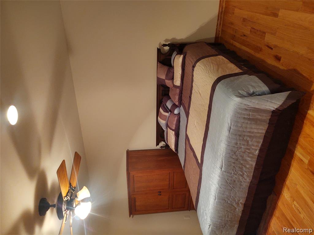 8996 Main Street, Whitmore Lake, MI 48189 — Photo 17