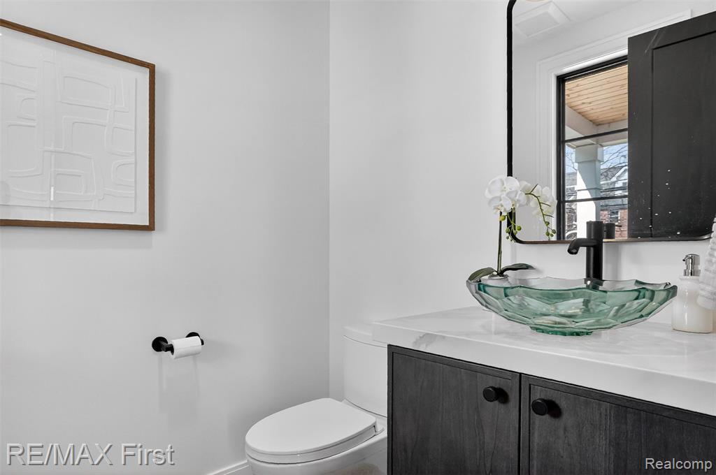 667 Oak, Birmingham, MI 48009 — Photo 24
