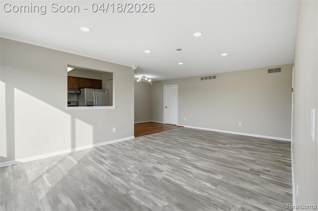 408 Country Club Drive, Saint Clair Shores, MI 48082 — Photo 5