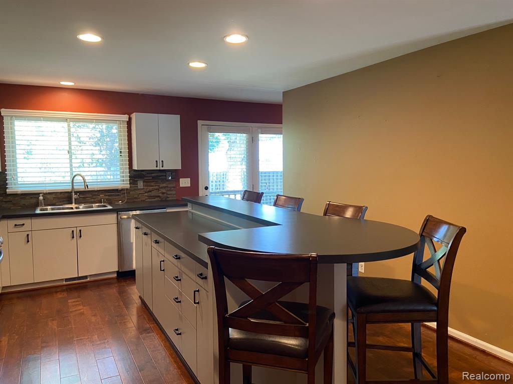 112 MAPLEGROVE Drive, Clawson, MI — Photo 6