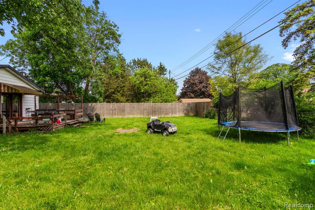 927 Piper Drive, Saginaw, MI 48604 — Photo 29