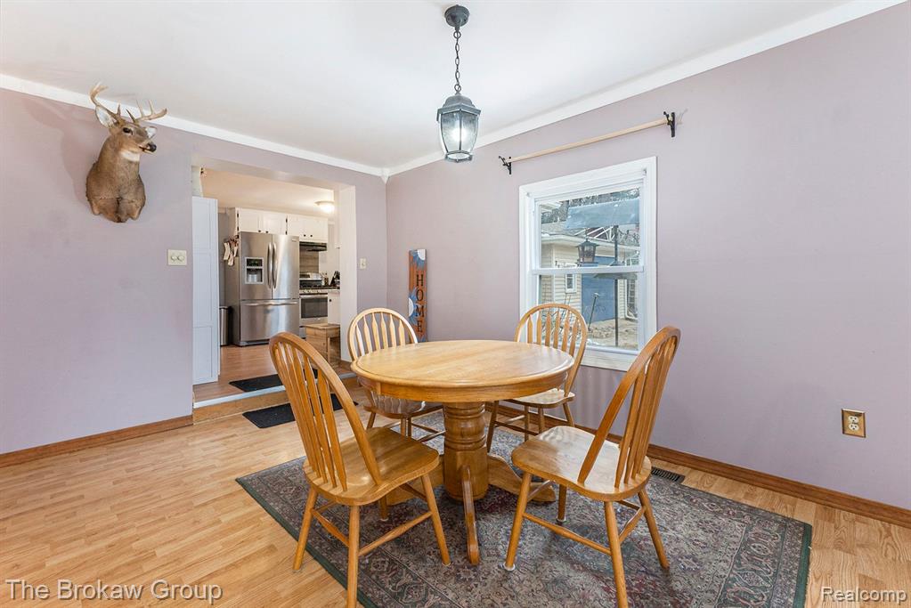 734 WOODLAND Avenue, Lake Orion, MI 48362 — Photo 7