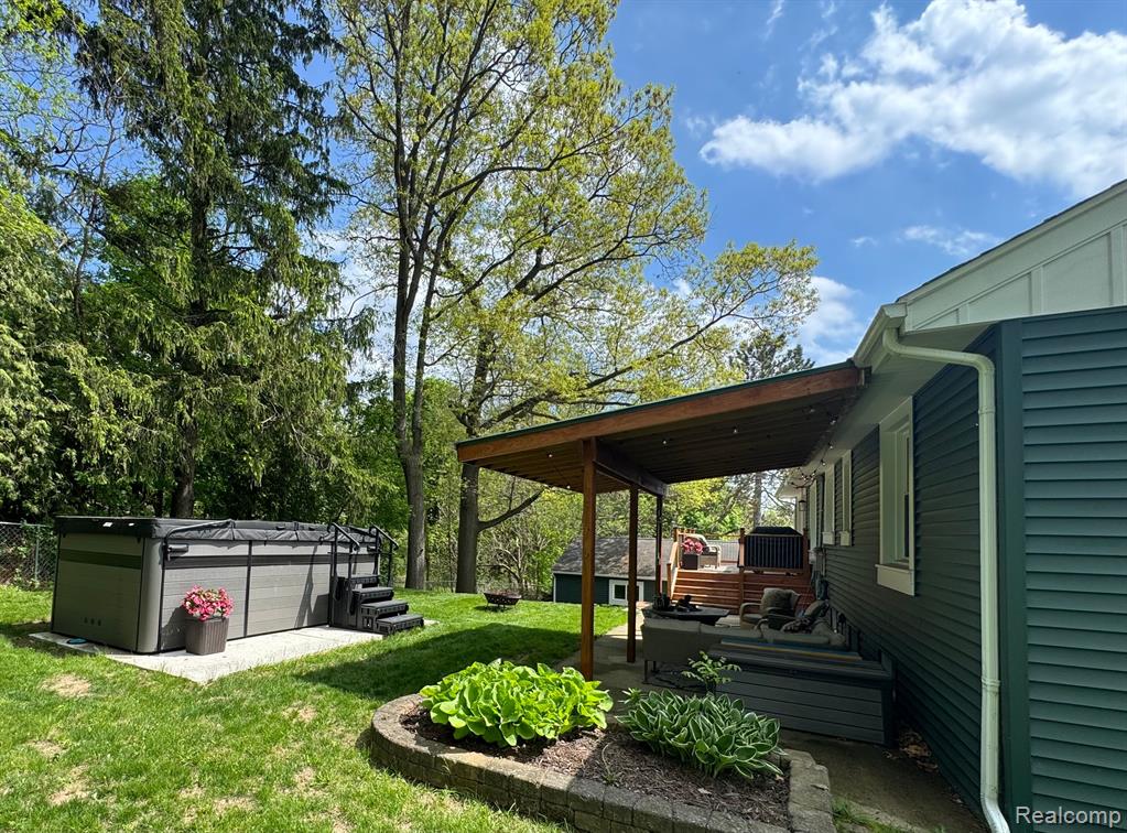 620 EAST Street, Milford, MI 48381 — Photo 34