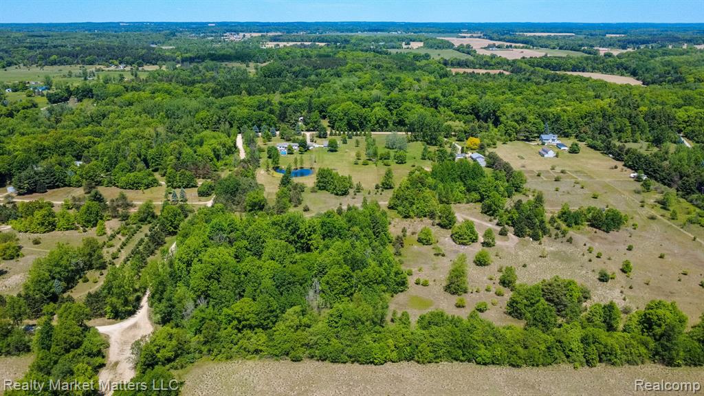 5400 Snow Den Trail, Columbiaville, MI 48421 — Photo 28