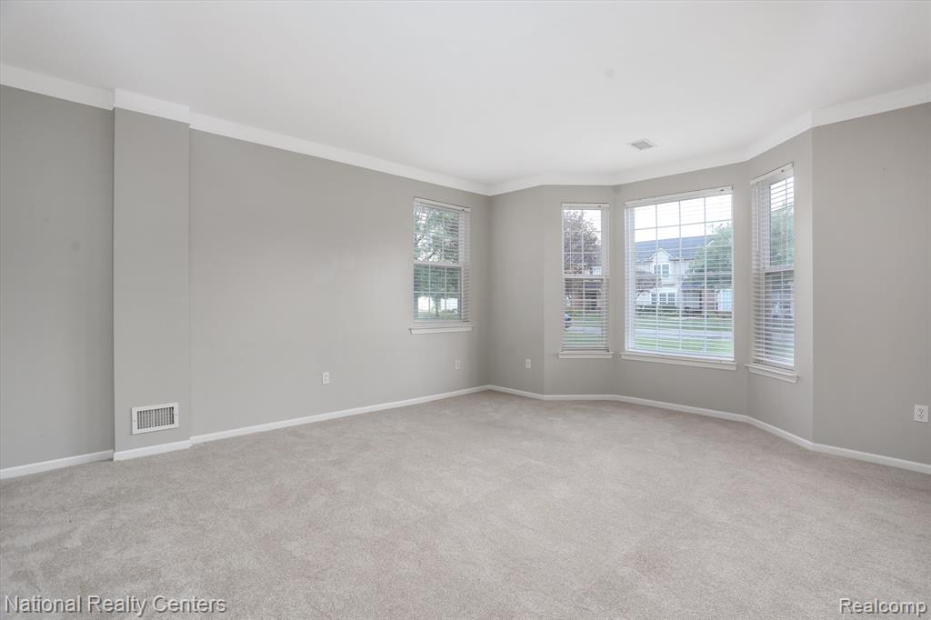 4248 HAMPTON RIDGE Boulevard, Howell, MI 48843 — Photo 6