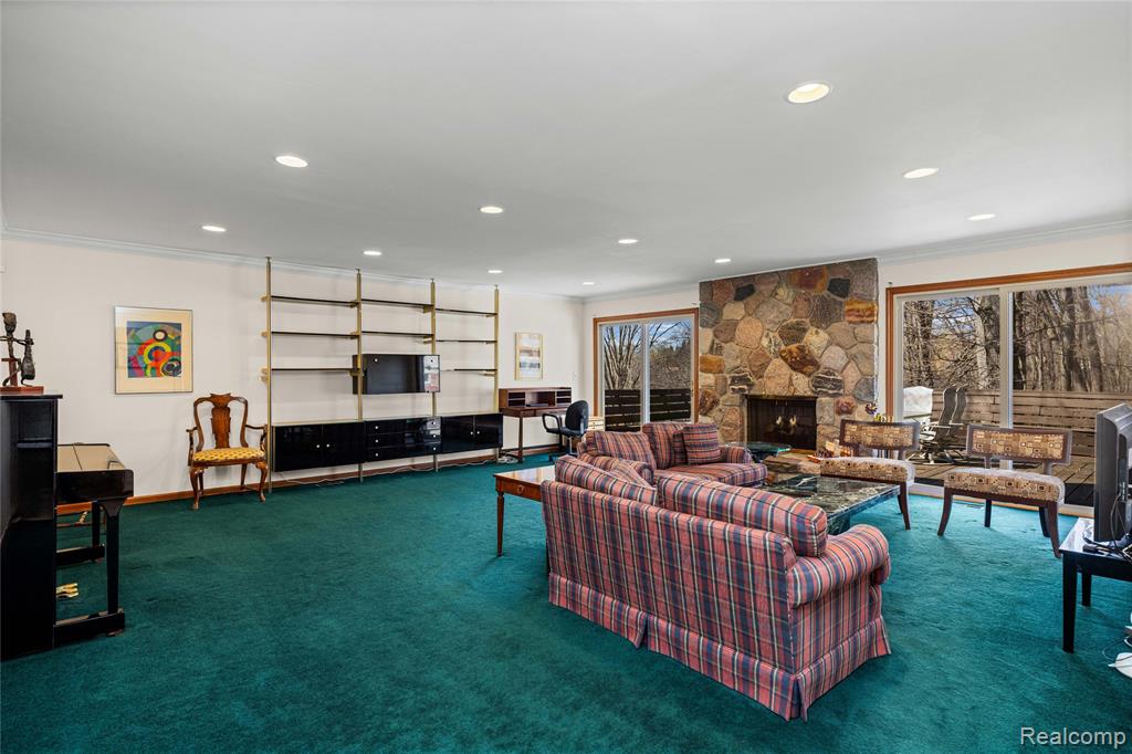 28867 Appleblossom Lane, Farmington, MI 48331 — Photo 10