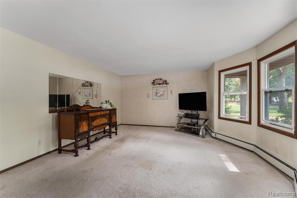 711 S Newman Road, Lake Orion, MI 48362 — Photo 5
