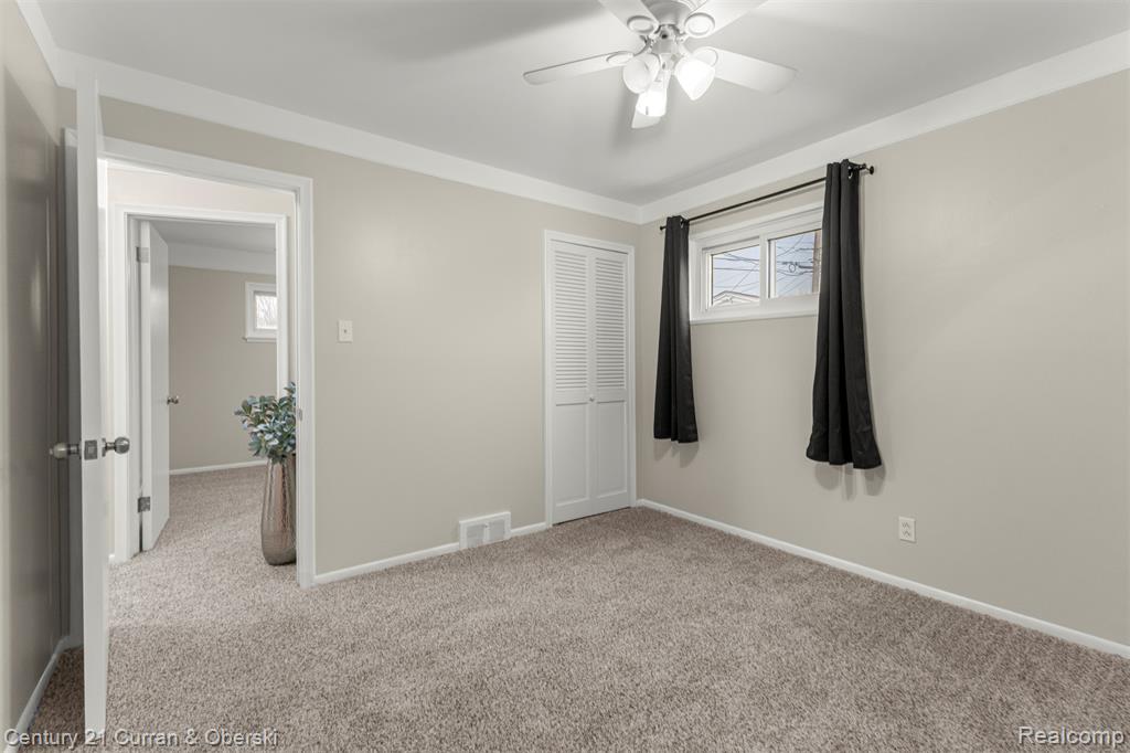 435 Champaign Road, Lincoln Park, MI 48146 — Photo 12